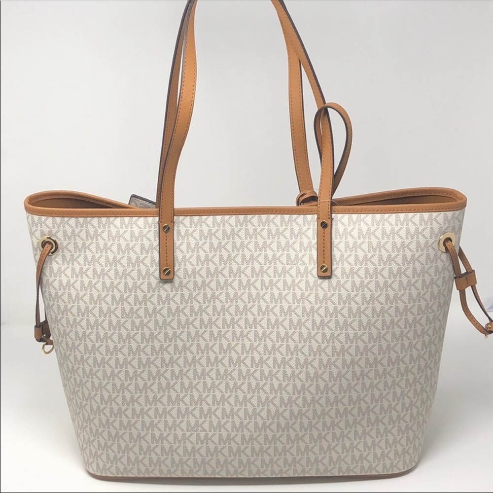 NWT michael Kors Jet Set Lg drawstring tote - Picture 3 of 7
